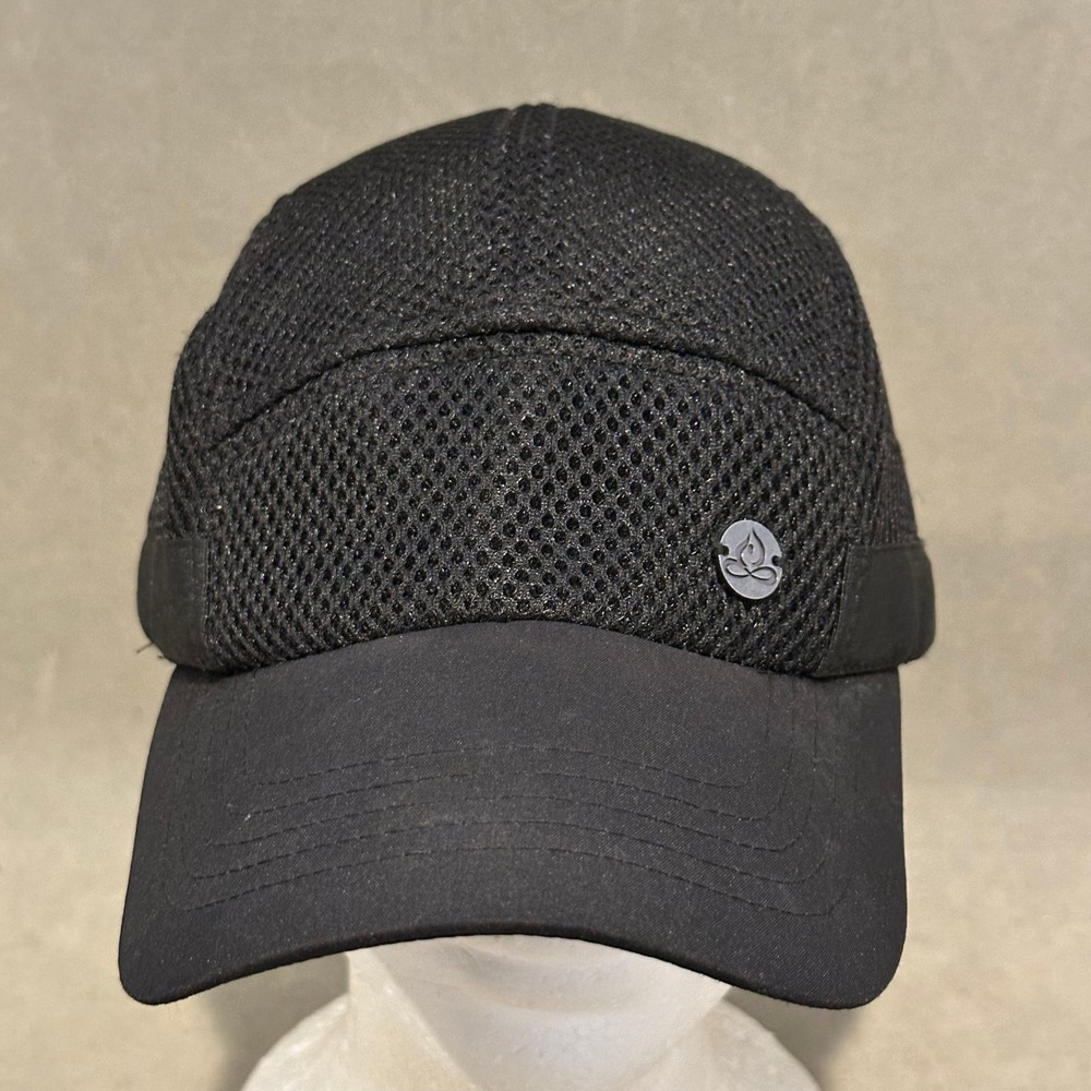 Apana Black Mesh Running Hat Adjustable Bungee Toggle Performance Athletic Cap